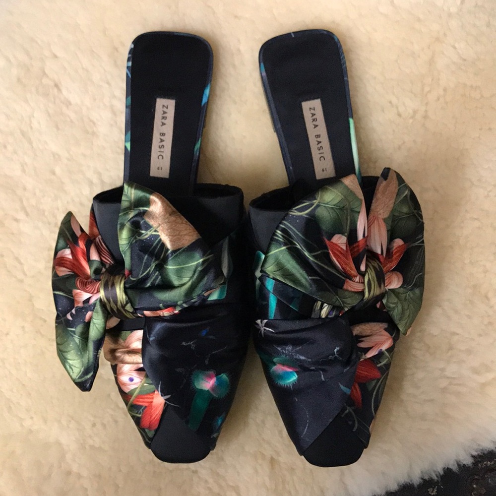 Zara basic bow top flats